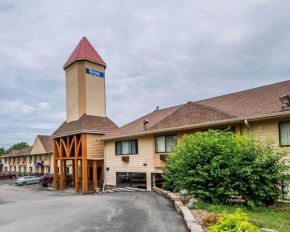 Отель Rodeway Inn & Suites Wisconsin Madison-Northeast  Мэдисон